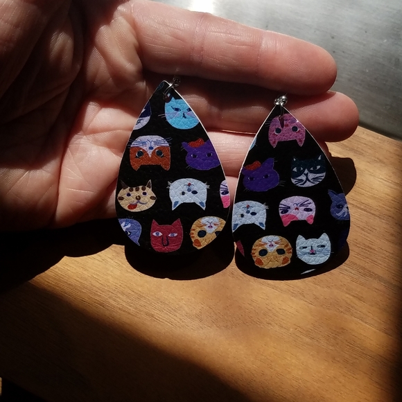 Cat Print Leather Drop Earrings - Picture 5 of 5